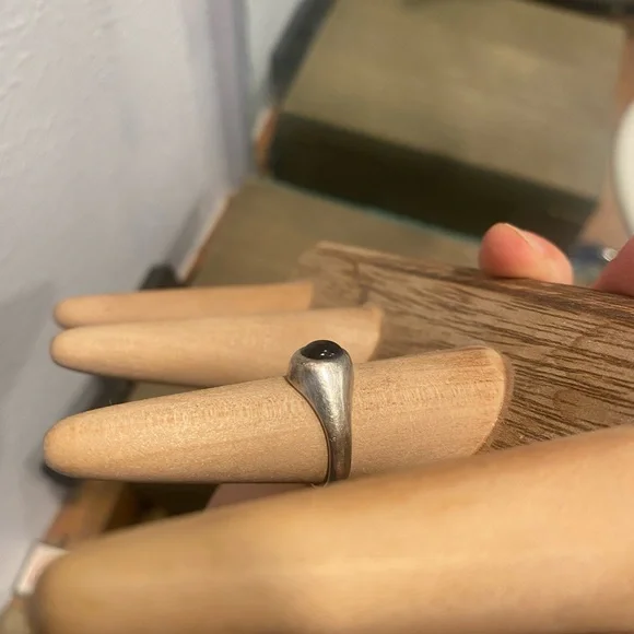 Black Star Sapphire in Sterling Silver - Picture 7 of 8